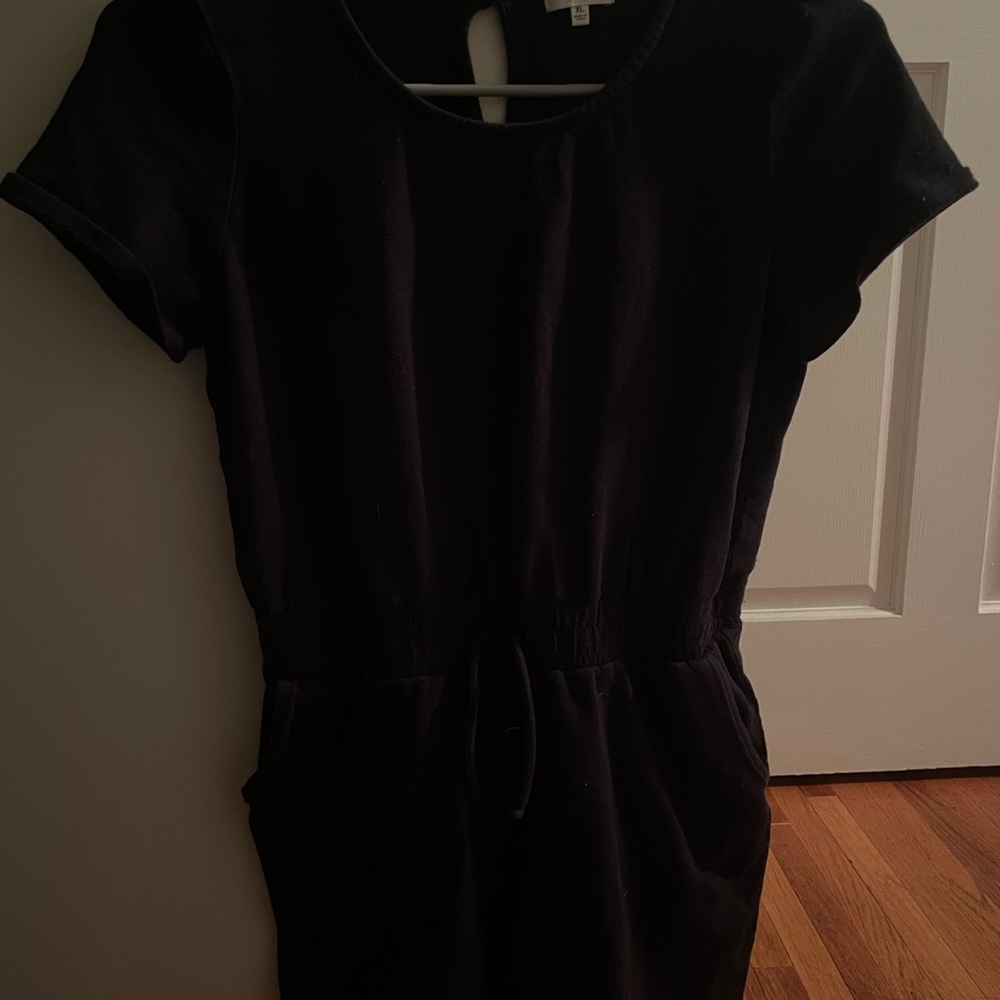 BKE Black Short-Sleeve Romper with Drawstring Waist